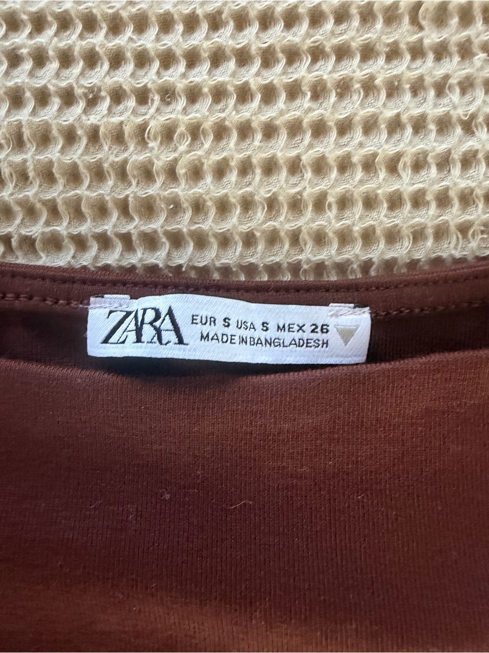 Zara Brown Off-Shoulder Crop Top - Picture 2 of 2